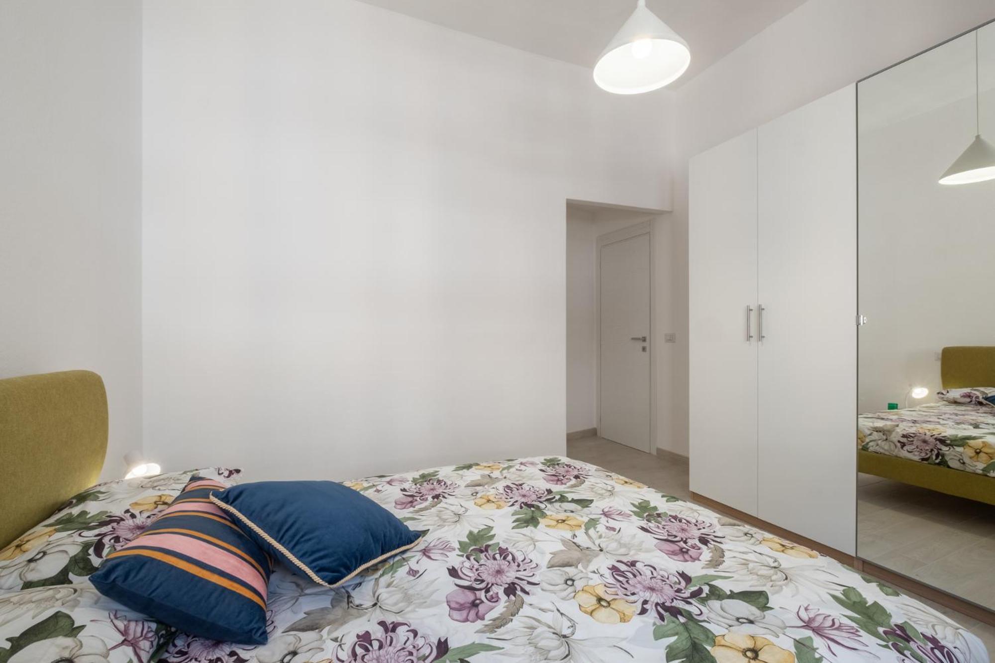 カリアリCasa Ofride -Centro-Poetto 10 Min-Wi-Fi-Netflixアパートメント エクステリア 写真